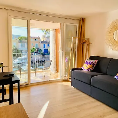 Vue Canal Superbe - Piscine - Parking Prive - Climatisation * Cogolin