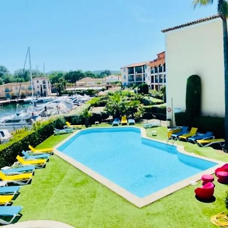 Vue Canal Superbe - Piscine - Parking Privé - Intérieur Neuf Cogolin